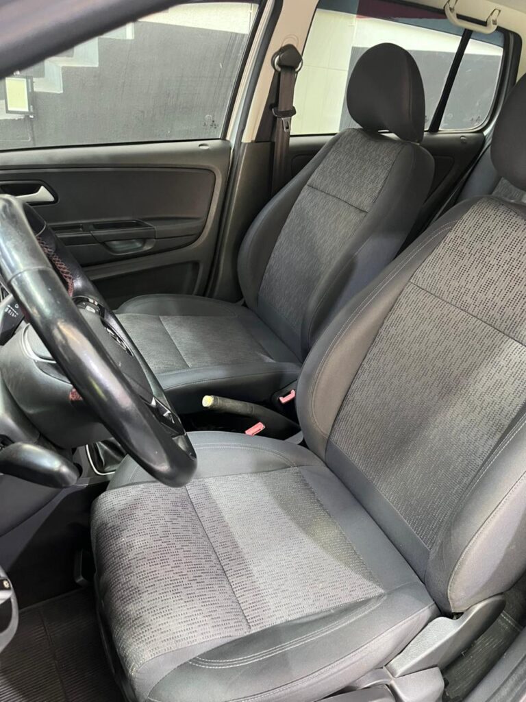 8b632e19-9600-4ba0-98bb-ddcbfe087e49