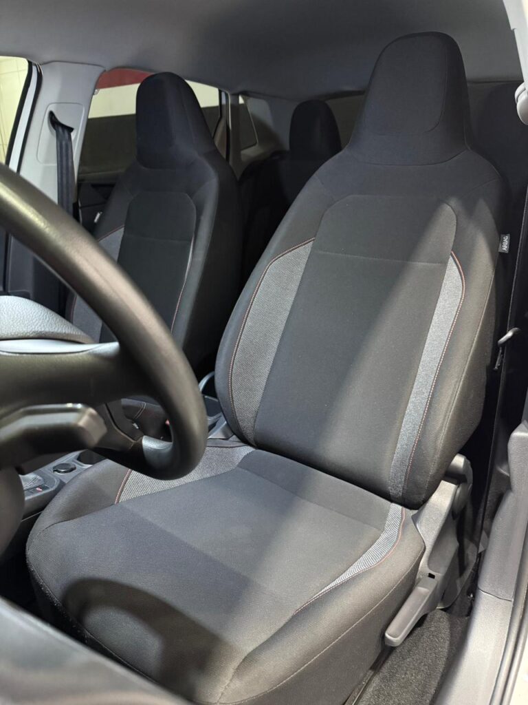 WhatsApp Image 2025-12-02 at 15.49.00 (1)