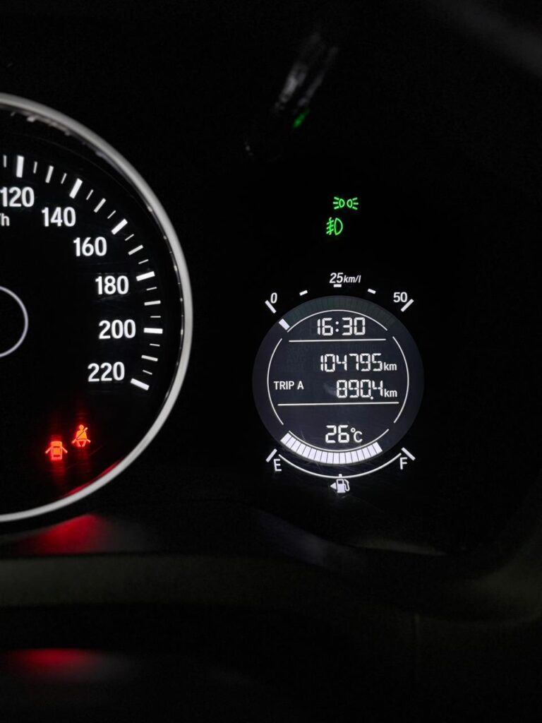 WhatsApp Image 2025-12-02 at 18.30.35 (1)