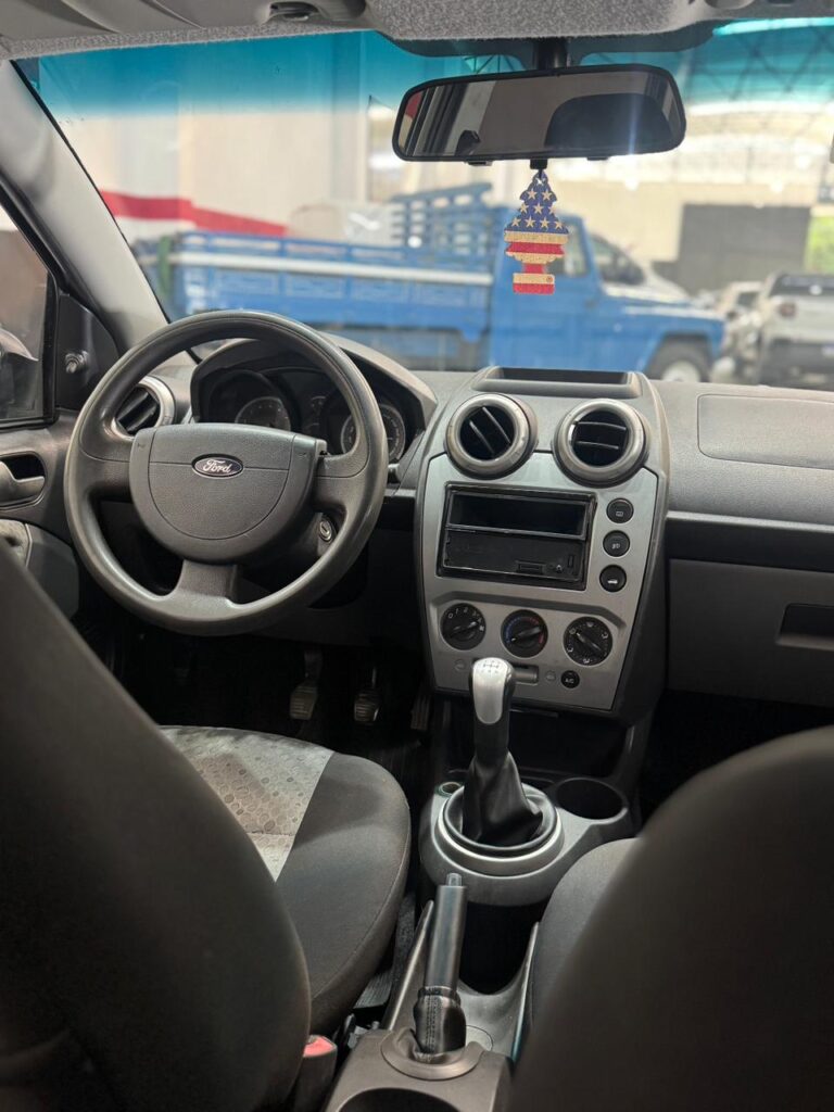 WhatsApp Image 2025-12-04 at 18.58.20 (2)